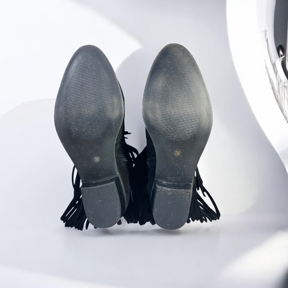 Steve Madden Suede Fringe Ankle Boots | Black Leather Suede Booties | Women’s 7M - Picture 4 of 10